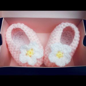 Cute Pink Baby Crochet Slippers